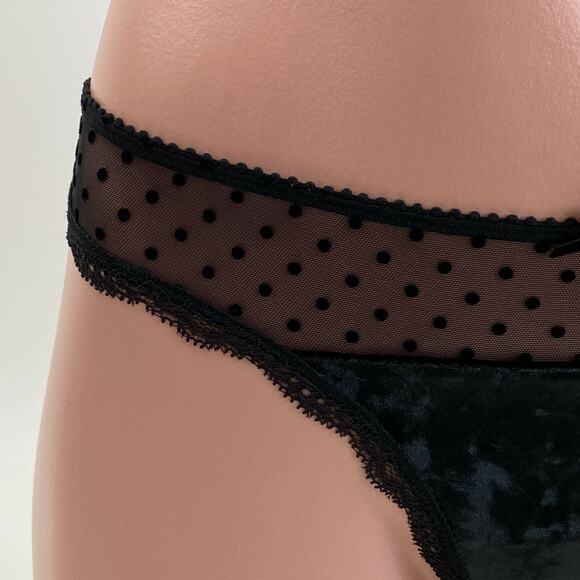 Victoria's Secret Underwire Leopard Balconette Bra 34D / Thong S Set - Picture 8 of 12